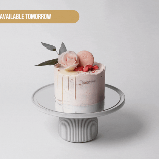 TOMORROW - Vanilla & Strawberry Cake