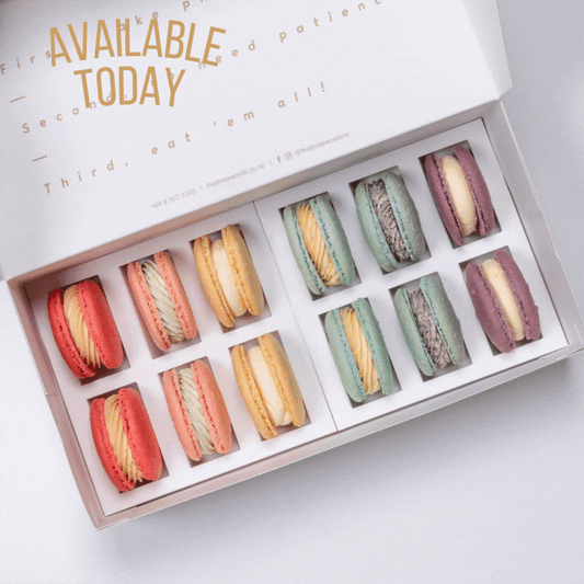 TODAY - Rainbow Colours Macaron Set