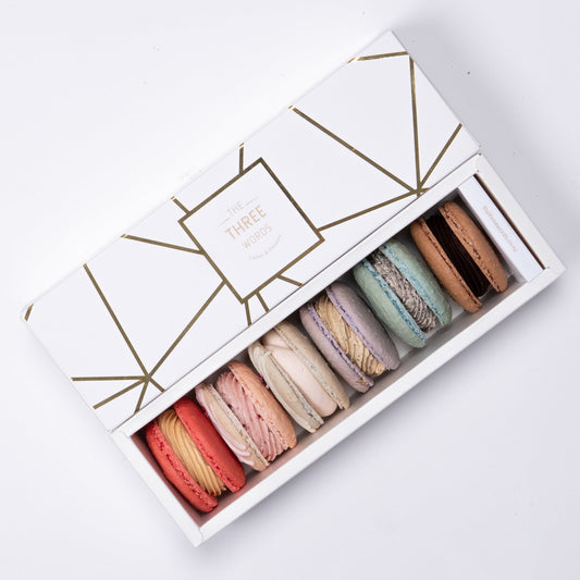 LADY'S FAVOURITE MACARON SET